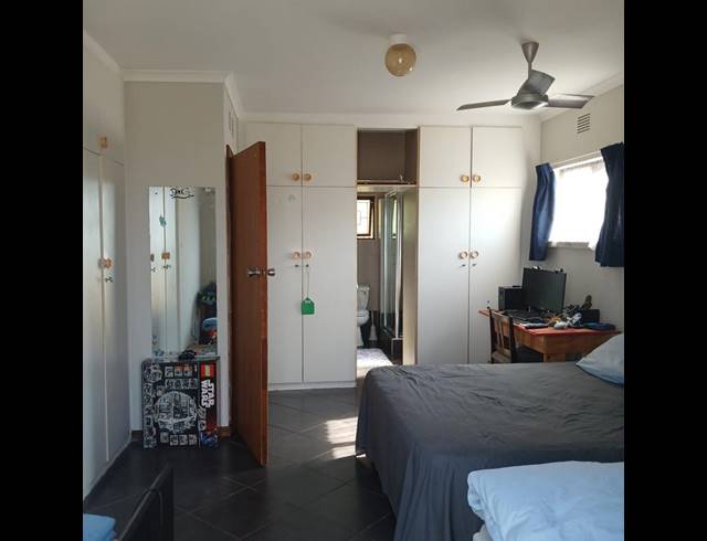 5 BEDROOM HOUSE FOR SALE IN MONTCLAIR